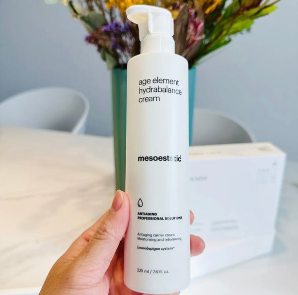 mesoestetic age element pro brightening booster pack +
hydrabalance cream NEW